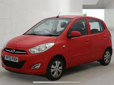 Usado Hyundai i10 Active 83 HP (61 kW) 2013 Vermelho Citadino