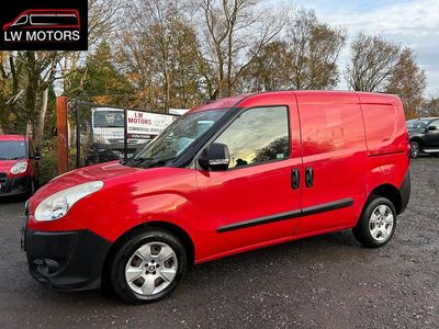 Red Used 2013 Fiat Doblò MPV | £2,499 (Super price)