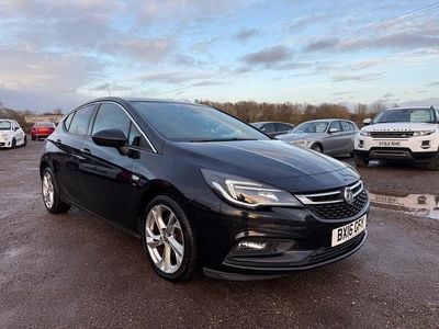 Black Used 2016 Vauxhall Astra SRi Hatchback | £3,095 (Fair price)