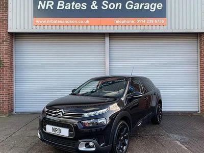 Used Citroën C4 Cactus Flair 100 HP (73 kW) 2019 Black Hatchback