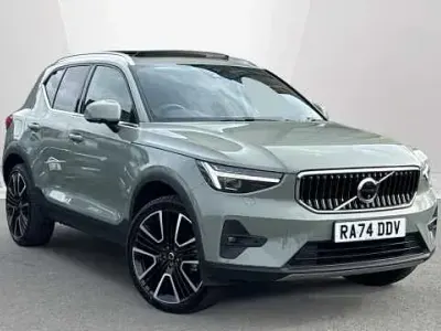 Usado Volvo XC40 Ultra 161 HP (118 kW) 2025 SUV