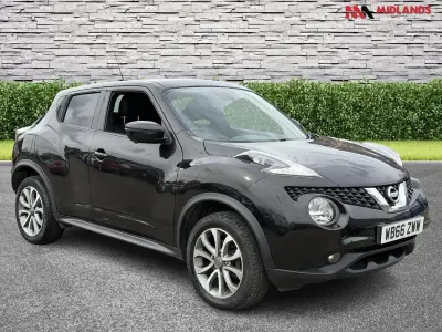 Usado Nissan Juke S 110 HP (80 kW) 2016 Preto SUV