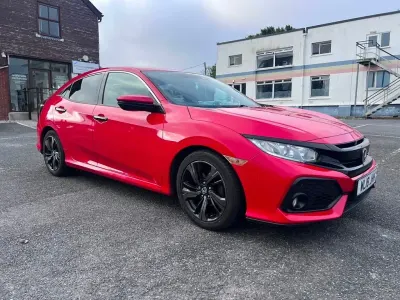Used Honda Civic SR 129 HP (94 kW) 2018 Red Hatchback