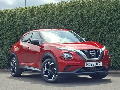 Used Nissan Juke N-Connecta 114 HP (83 kW) 2023 Red SUV