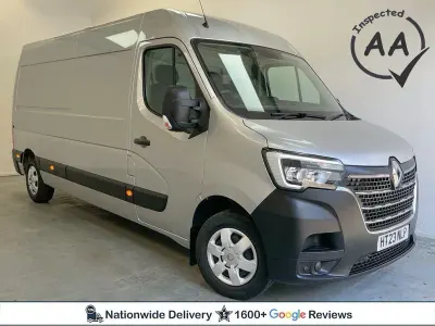 Used Renault Master Business 135 HP (99 kW) 2023 Grey MPV