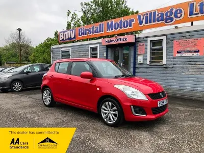 Używany Suzuki Swift SZ3 2014 Czerwony Hatchback