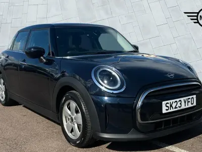 Used Mini Cooper Classic 2023 Blue/black Hatchback