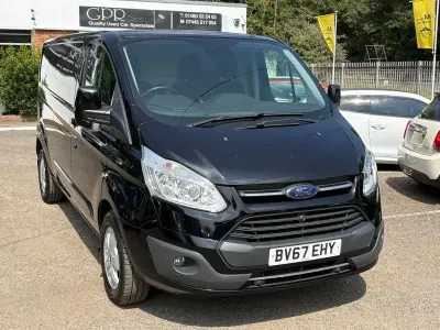 Used Ford Transit Custom Limited 128 HP (94 kW) 2017 Black Van