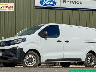 Used Vauxhall Vivaro 150 HP (110 kW) 2024 White MPV