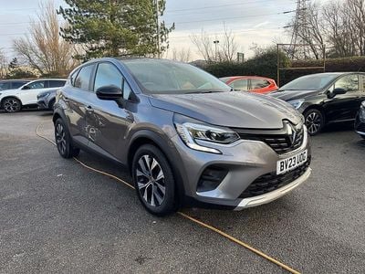 Usado Renault Captur 140 HP (102 kW) 2023 Cinzento SUV