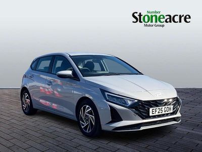 Used Hyundai i20 Advanced 100 HP (73 kW) 2025 Grey Hatchback