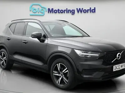 Usado Volvo XC40 R-Design 163 HP (119 kW) 2021 Preto SUV