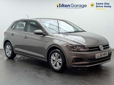 Usado VW Polo SE 65 HP (47 kW) 2019 Cinzento Citadino