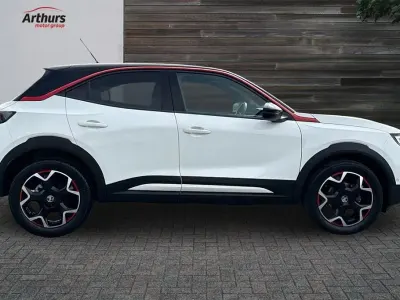 Used Vauxhall Mokka SRi 130 HP (95 kW) 2022 White SUV