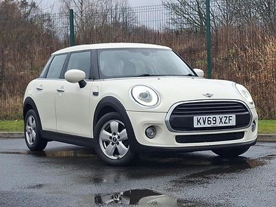 Used Mini Cooper Classic 136 HP (100 kW) 2019 White Hatchback