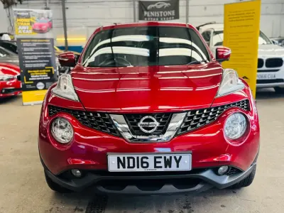 Usado Nissan Juke Tekna 110 HP (80 kW) 2016 Vermelho SUV