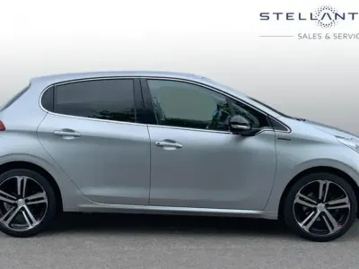 Second-hand Peugeot 208 GT-line 108 CP (79 kW) 2018 Gri Hatchback
