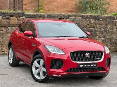 Używany Jaguar E-Pace R-Dynamic 150 KM (110 kW) 2019 Czerwony SUV