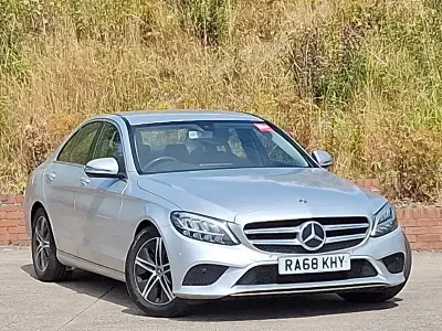 Used Mercedes C200 184 HP (135 kW) 2019 Silver Sedan
