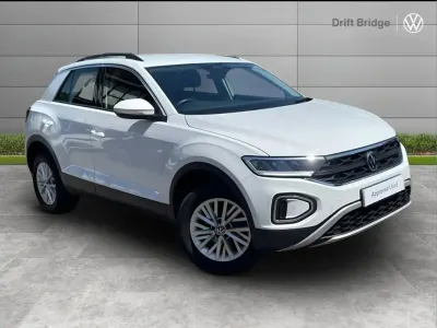 Used VW T-Roc Life 150 HP (110 kW) 2023 White SUV
