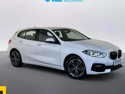 Used BMW 118 Sport Line 136 HP (100 kW) 2021 White Hatchback