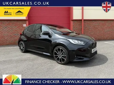Used Toyota Yaris Sport 131 HP (96 kW) 2025 Black Hatchback