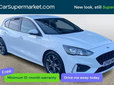 Gebraucht Ford Focus ST-Line 125 PS (91 kW) 2019 Weiß Kleinwagen