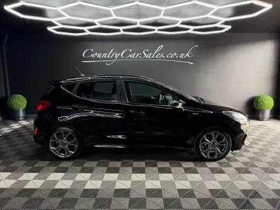 Używany Ford Fiesta ST-Line 100 KM (73 kW) 2020 Czarny Hatchback