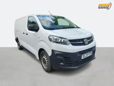 Used Vauxhall Vivaro S 100 HP (73 kW) 2023 White MPV