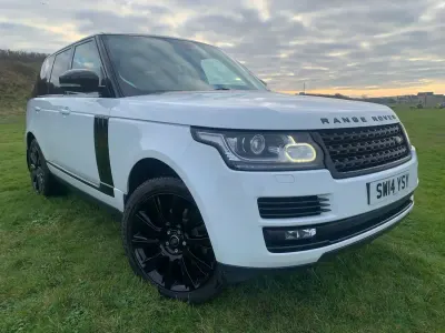 Used Land Rover Range Rover Vogue 258 HP (189 kW) 2014 White SUV