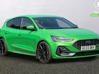 Used Ford Focus ST 280 HP (205 kW) 2023 Green Hatchback
