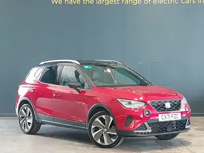 Używany Seat Arona FR Sport 110 KM (80 kW) 2021 Czerwony SUV