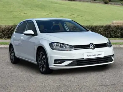 Used VW Golf VII Match 115 HP (84 kW) 2019 White Hatchback