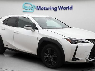 Lexus UX 250h