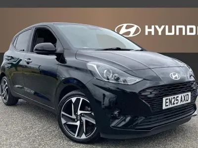 Used Hyundai i10 Premium 63 HP (46 kW) 2025 Black Hatchback