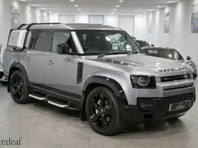 Used Land Rover Defender HSE Dynamic 300 HP (220 kW) 2023 Grey SUV