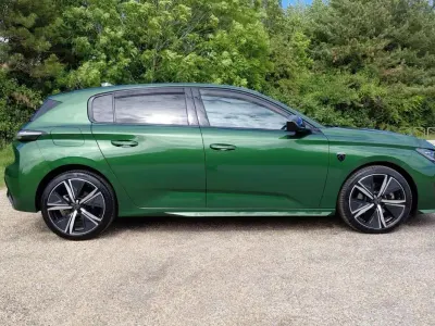 Used Peugeot 308 GTi 130 HP (95 kW) 2023 Green Hatchback