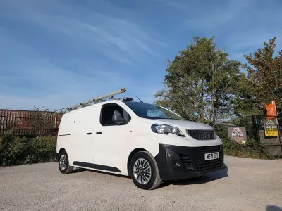 Used Peugeot Expert 2019 White Van