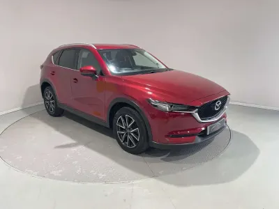 Używany Mazda CX-5 Inclusive 150 KM (110 kW) 2017 Czerwony SUV