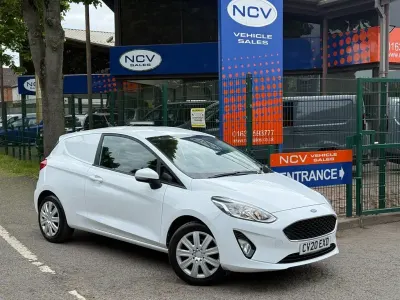 Begagnad Ford Fiesta 2020 Vit Halvkombi