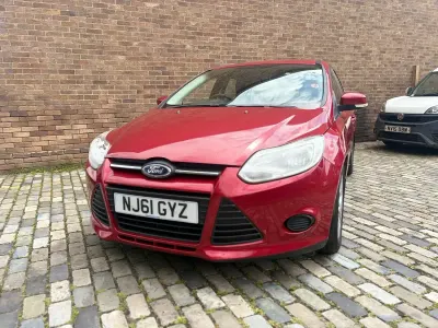 Used Ford Focus 2011 Red Hatchback