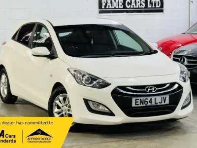 Used Hyundai i30 Active 108 HP (79 kW) 2015 White Hatchback