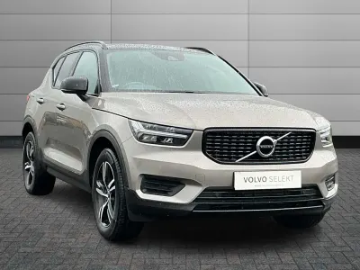 Used Volvo XC40 R-Design 161 HP (118 kW) 2022 SUV