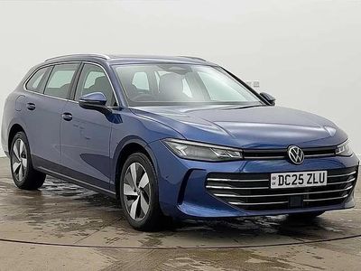 Used VW Passat Life 204 HP (150 kW) 2025 Blue Estate