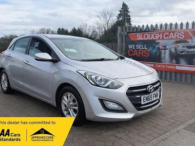 Used Hyundai i30 SE 110 HP (80 kW) 2015 Silver Hatchback