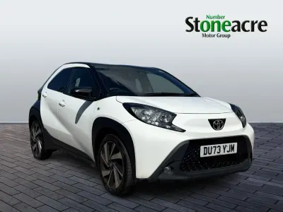 Used Toyota Aygo X 72 HP (52 kW) 2023 White SUV