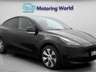 Used Tesla Model Y Long Range AWD 378 kW (514 HP) 2022 Black SUV