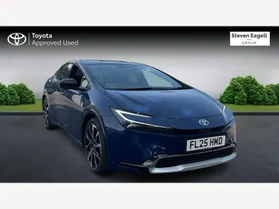 Used Toyota Prius 2025 Blue Hatchback