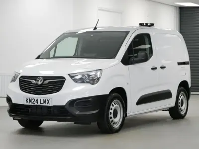 Used Vauxhall Combo 100 HP (73 kW) 2024 White MPV