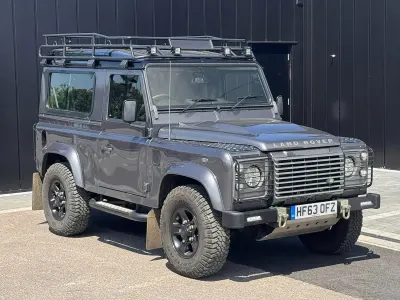 Used Land Rover Defender 122 HP (89 kW) 2013 Grey Estate